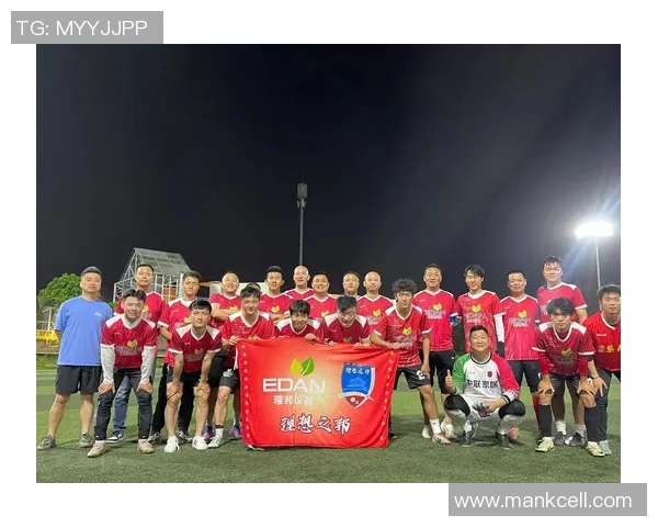 成都足球队个人能力引发热议球迷观点各异解析球队表现